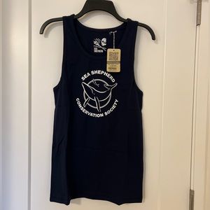 Sea shepherd tank 
100% organic cotton 
Size small
